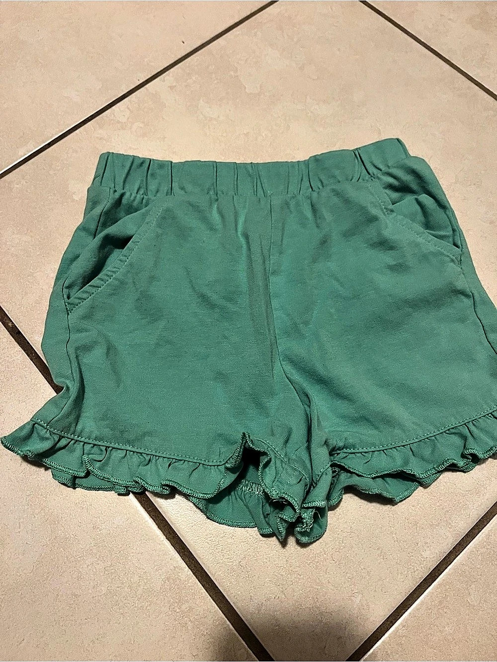 Kids Ruffle Trim Shorts 2-Piece Set - Picture 2 of 5